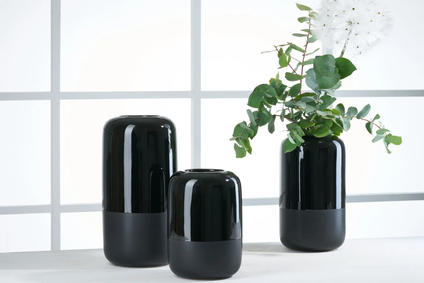 Vase Dome | 14,5 x 14,5 x 29,5 cm | schwarz